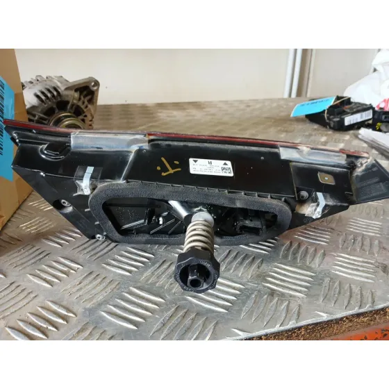 Piloto Trasero Derecho Interior para Bmw 1 (F40)