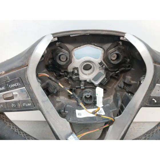 Volante para Bmw 1 (F40)