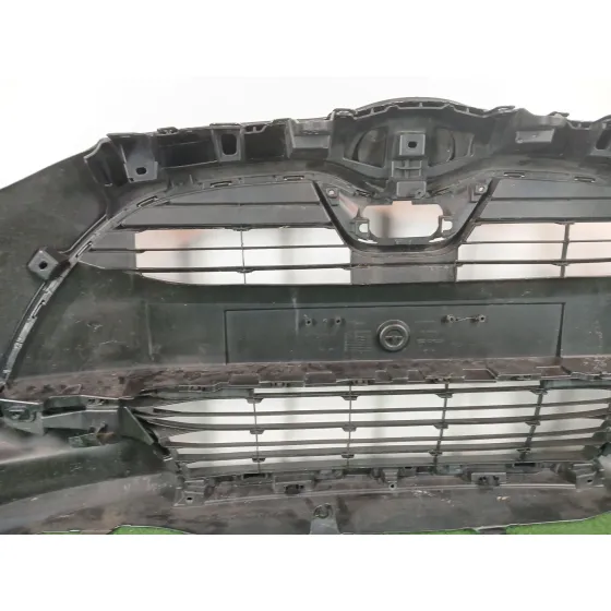 Paragolpes Delantero para Toyota Yaris Cross (Mxp_)
