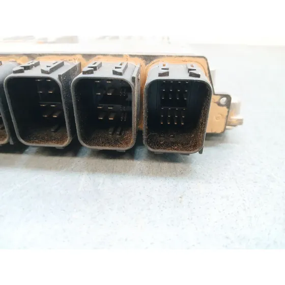 Centralita Motor Uce para Bmw 1 (F40)