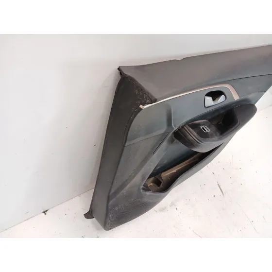 Guarnecido Puerta Delantera Derecha para Omoda 5