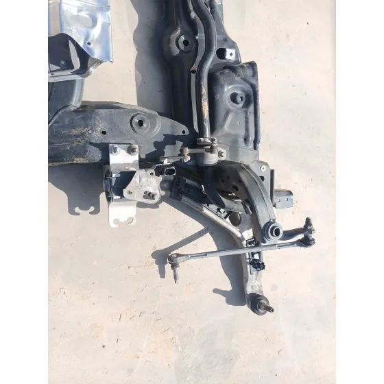 Puente Delantero para Mercedes-Benz Cla Coupe (C117)
