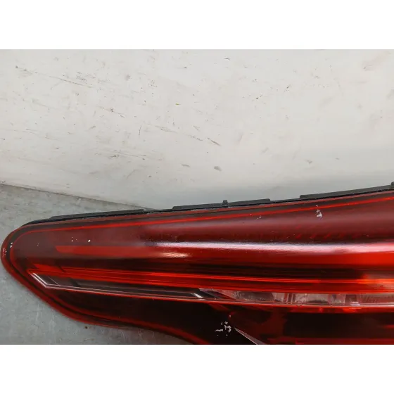 Piloto Trasero Derecho Interior para Renault Clio V (B7_)