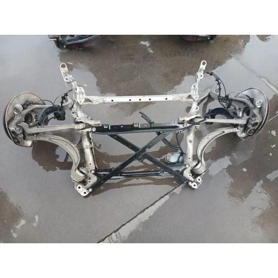 Puente Delantero para Audi Q5 (8Rb)