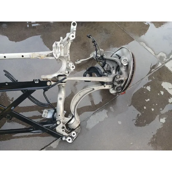 Puente Delantero para Audi Q5 (8Rb)