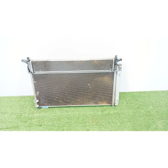 Condensador / Radiador Aire Acondicionado para Toyota Auris Station Wagon (_E18_)