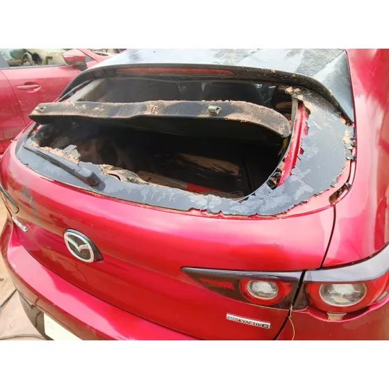 Porton Trasero para Mazda 3 Hatchback (Bp)