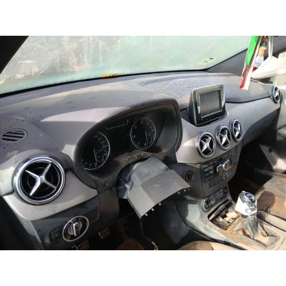 Salpicadero para Mercedes-Benz Clase B Sports Tourer (W246, W242)