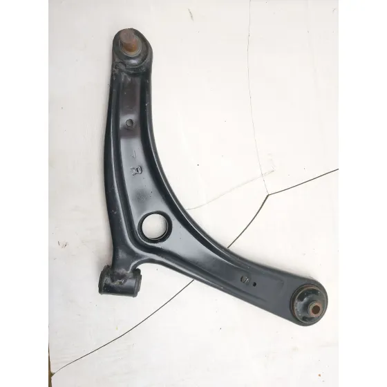 Brazo Suspension Inferior Delantero Derecho para Mitsubishi Lancer Sportback (Cx)