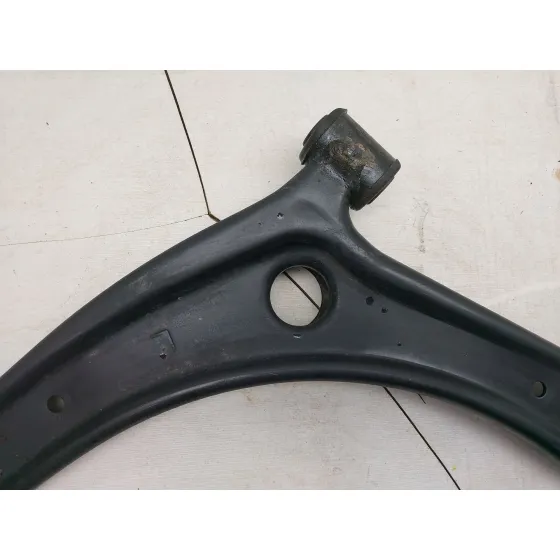 Brazo Suspension Inferior Delantero Izquierdo para Mitsubishi Lancer Sportback (Cx)