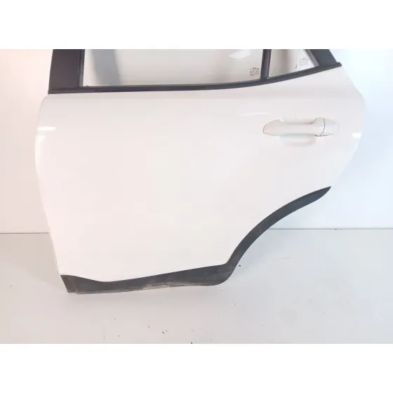 Puerta Trasera Izquierda para Kia Stonic (Yb)