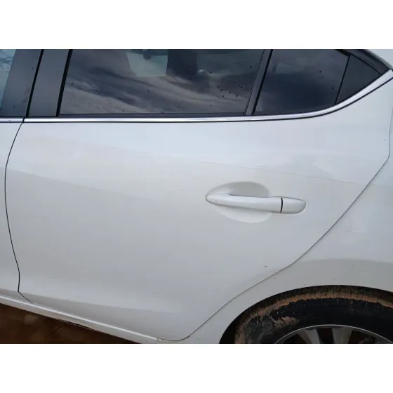 Puerta Trasera Izquierda para Mazda 3 Sedan (Bm_, Bn_)