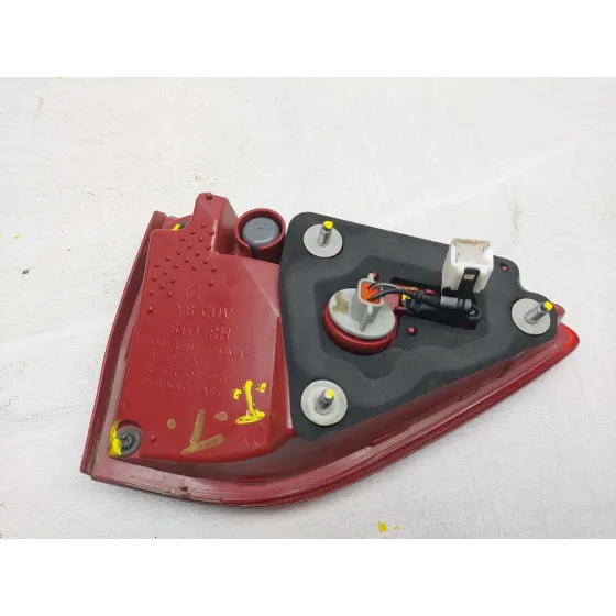 Piloto Trasero Derecho Interior para Kia Stonic (Yb)