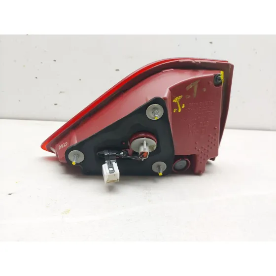 Piloto Trasero Derecho Interior para Kia Stonic (Yb)