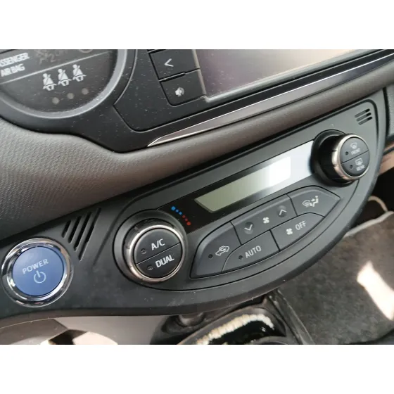 Mando Climatizador para Toyota Yaris (_P13_)