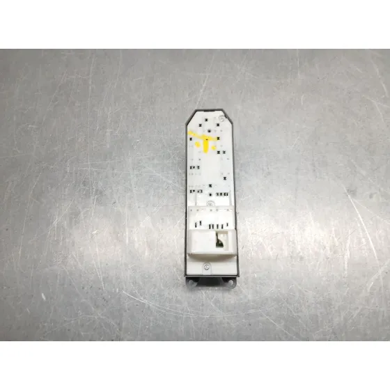 Mando Elevalunas Delantero Izquierdo para Toyota Yaris (_P13_)