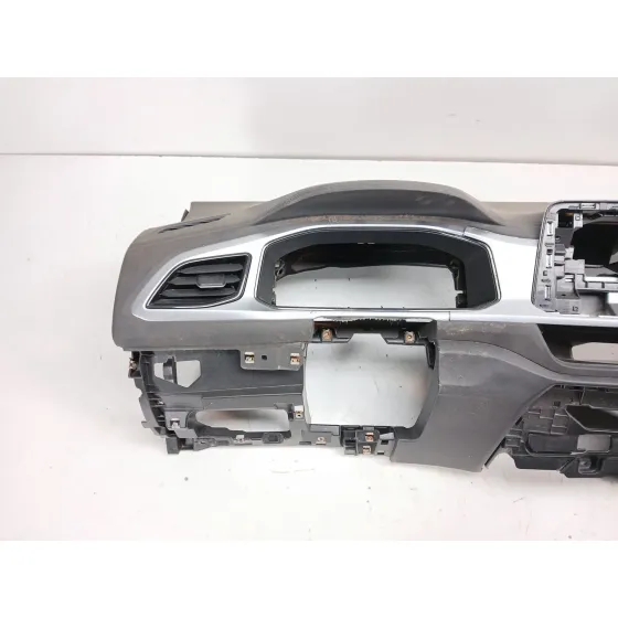 Salpicadero para Volkswagen T-Roc (A11, D11)