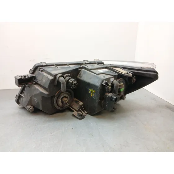 Faro Derecho para Fiat Freemont (345_)