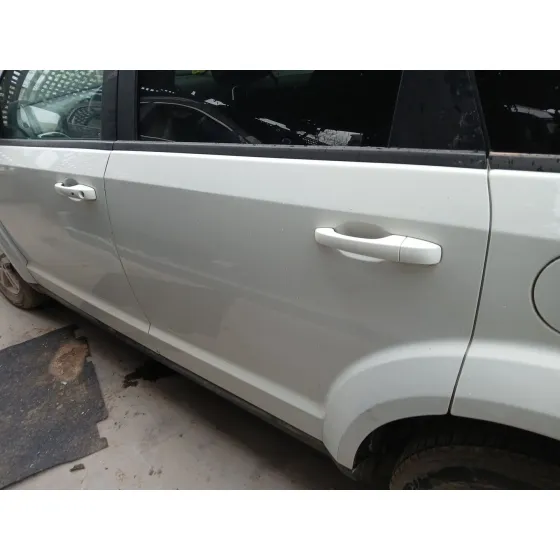 Puerta Trasera Izquierda para Fiat Freemont (345_)