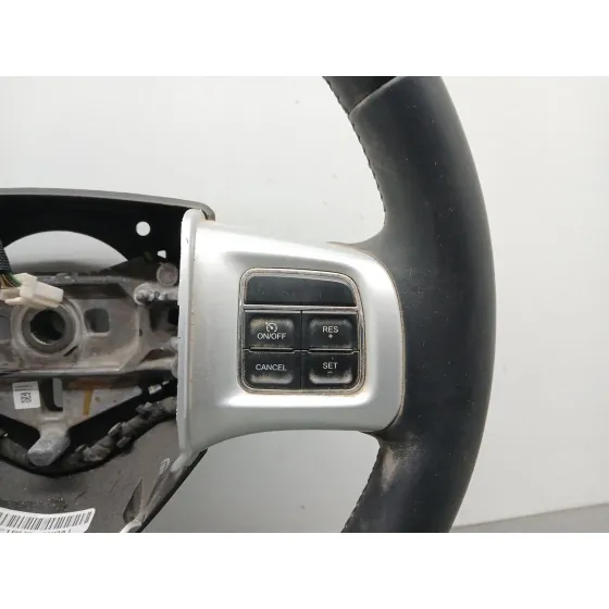 Volante para Fiat Freemont (345_)