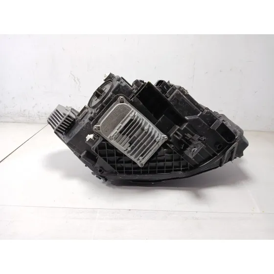 Faro Izquierdo para Mercedes-Benz Gla (H247)
