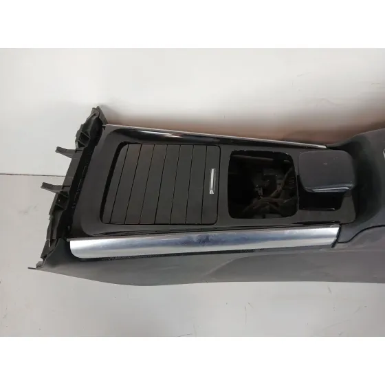 Apoyabrazos Central para Mercedes-Benz Gla (H247)