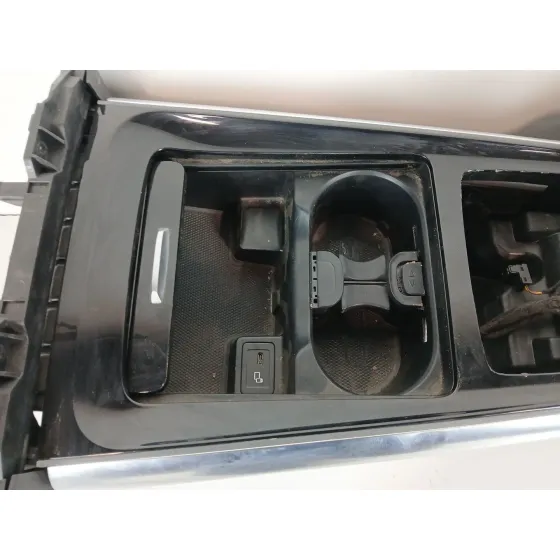 Apoyabrazos Central para Mercedes-Benz Gla (H247)