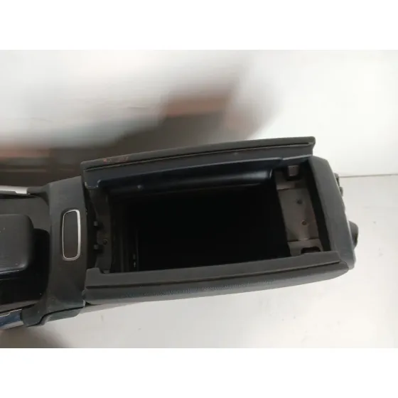 Apoyabrazos Central para Mercedes-Benz Gla (H247)