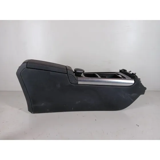 Apoyabrazos Central para Mercedes-Benz Gla (H247)