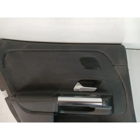Guarnecido Puerta Trasera Izquierda para Mercedes-Benz Gla (H247)