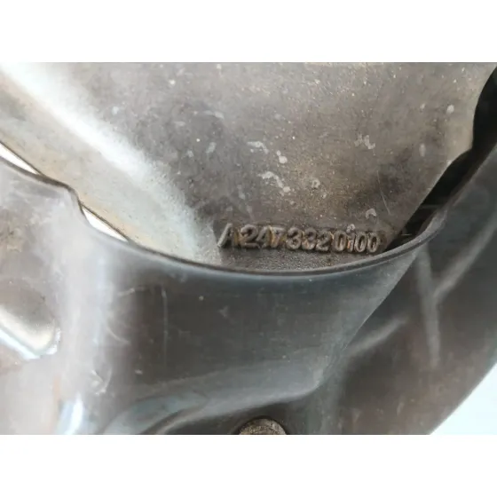 Mangueta Delantera Izquierda para Mercedes-Benz Gla (H247)