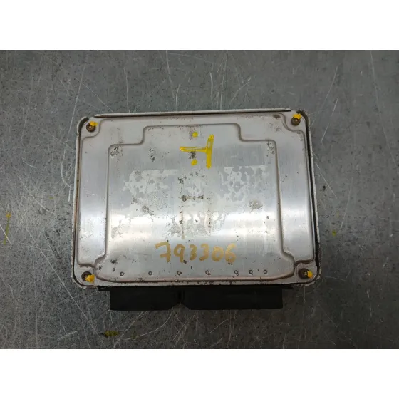 Centralita Motor Uce para Volkswagen Golf Iv (1J1)