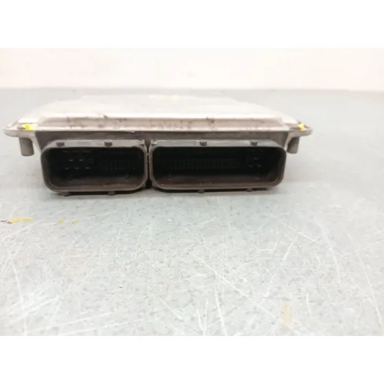 Centralita Motor Uce para Volkswagen Golf Iv (1J1)