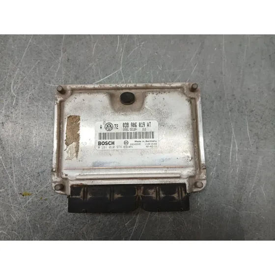 Centralita Motor Uce para Volkswagen Golf Iv (1J1)