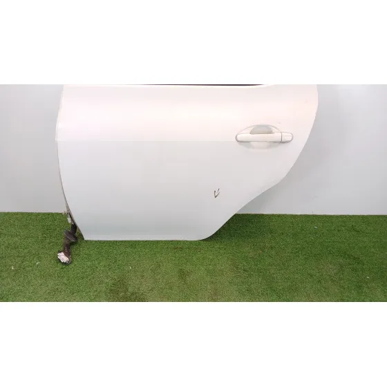 Puerta Trasera Izquierda para Toyota Auris (_E15_)