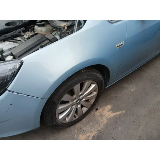 Aleta Delantera Izquierda para Opel Astra J (P10)