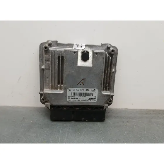 Centralita Motor Uce para Opel Astra J (P10)
