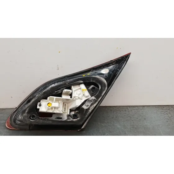Piloto Trasero Izquierdo Interior para Opel Astra J (P10)