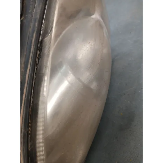 Faro Derecho para Subaru Tribeca (B9)
