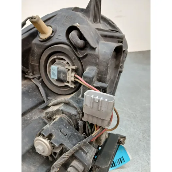 Faro Izquierdo para Subaru Tribeca (B9)