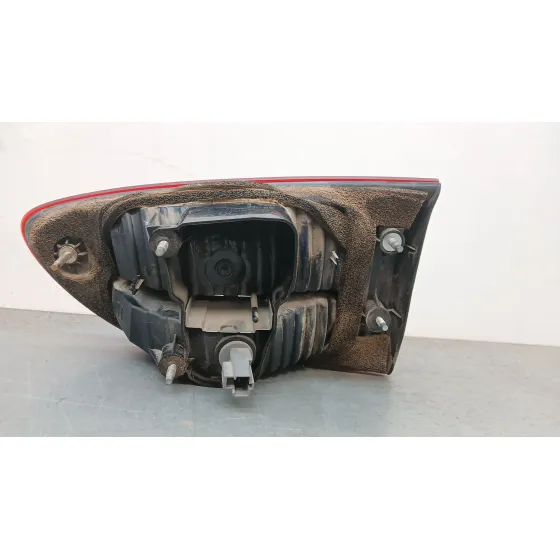 Piloto Trasero Izquierdo Interior para Subaru Tribeca (B9)