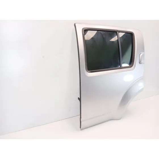Puerta Trasera Izquierda para Nissan Pathfinder Iii (R51)