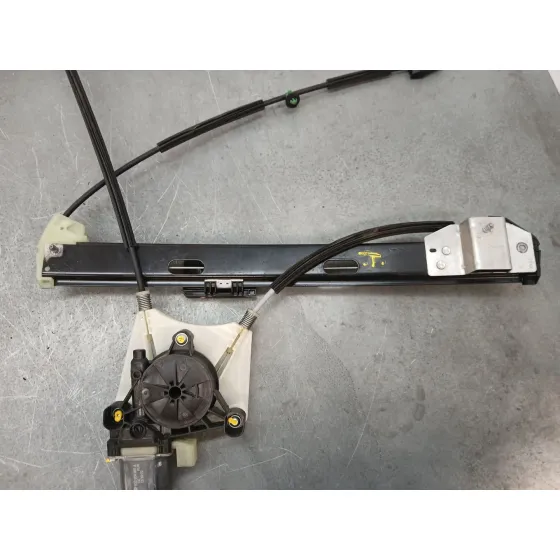 Elevalunas Delantero Derecho para Volkswagen T-Roc (A11, D11)