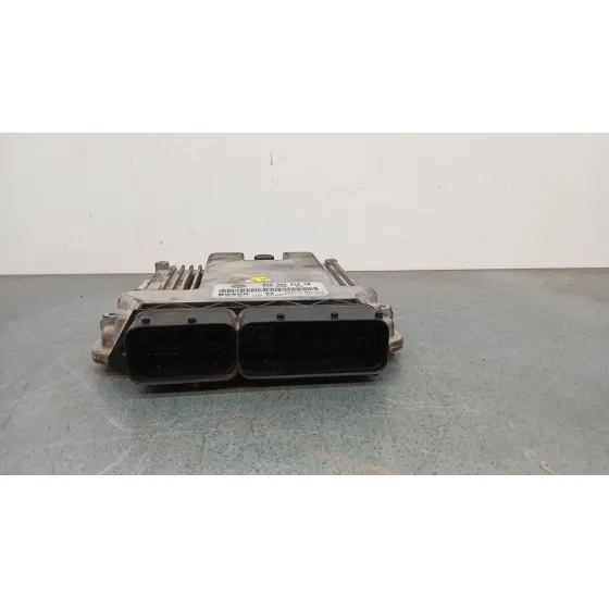 Centralita Motor Uce para Volkswagen Golf V (1K1)