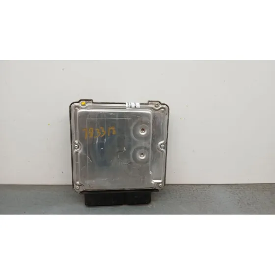 Centralita Motor Uce para Volkswagen Golf V (1K1)