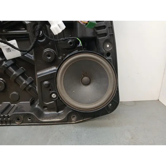 Elevalunas Delantero Izquierdo para Mercedes-Benz Gla (H247)