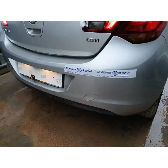Paragolpes Trasero para Opel Astra J (P10)