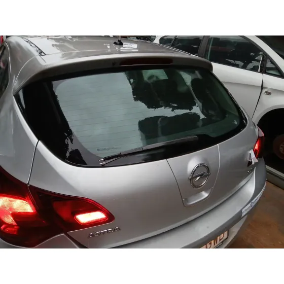 Porton Trasero para Opel Astra J (P10)