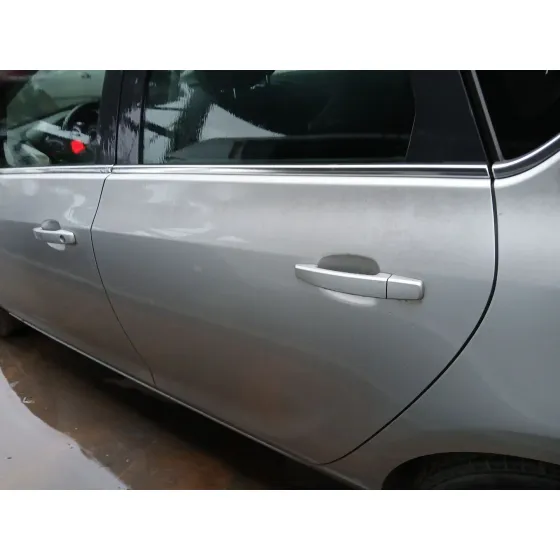 Puerta Trasera Izquierda para Opel Astra J (P10)