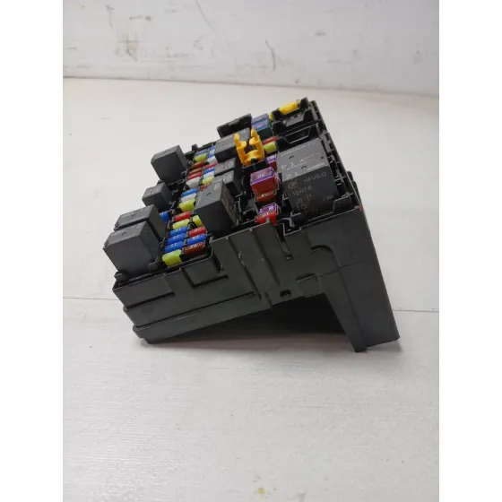 Caja Reles / Fusibles para Omoda 5